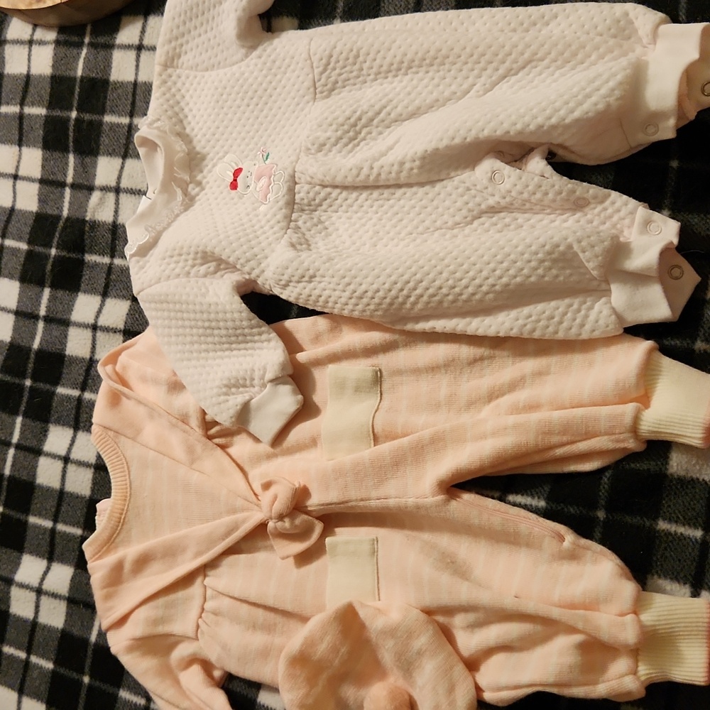 Vintage pink winter 3-6 month baby girl outfits with hat bundle